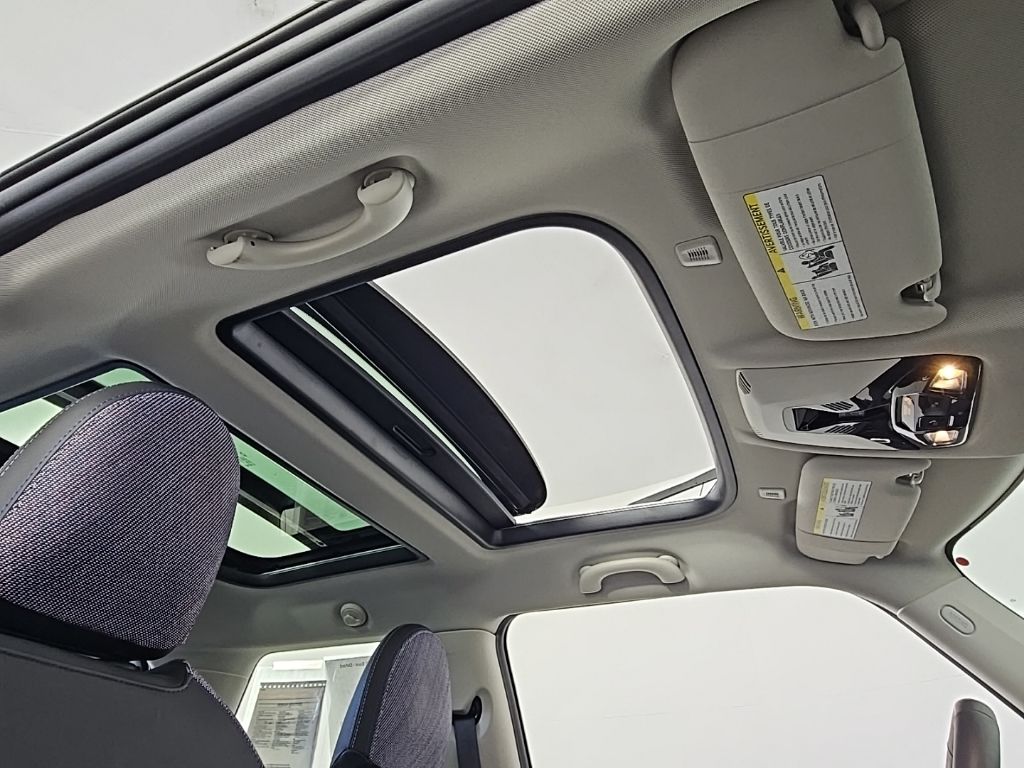 Thumbnail: 2025 MINI Cooper - 19