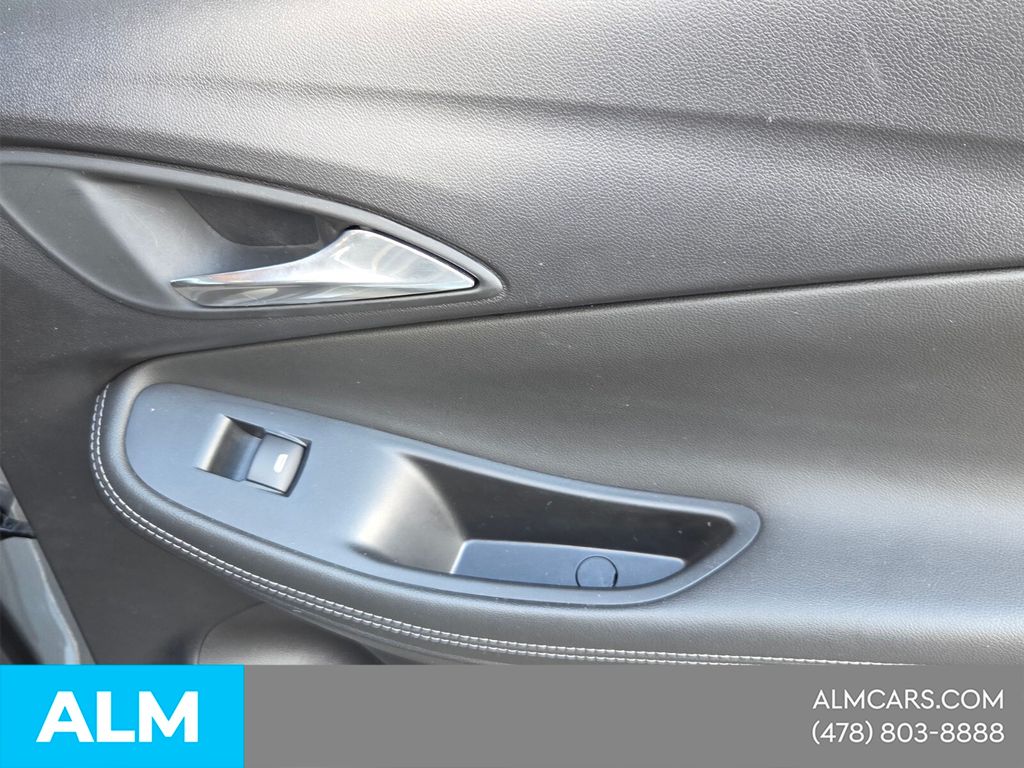 Used 2025 Gray Buick Preferred image 19