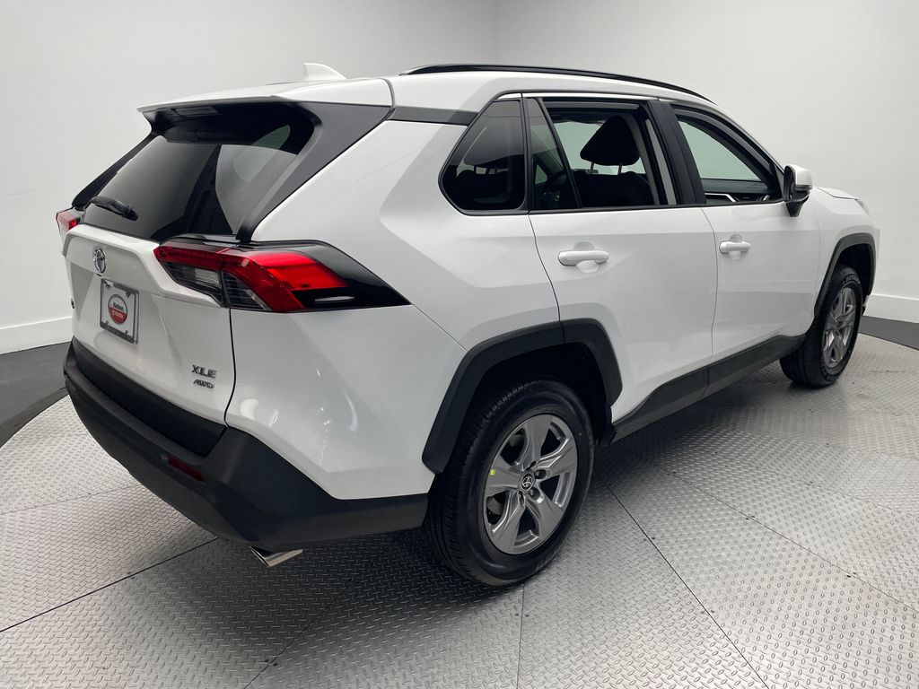 Thumbnail: 2025 Toyota RAV4 - 5
