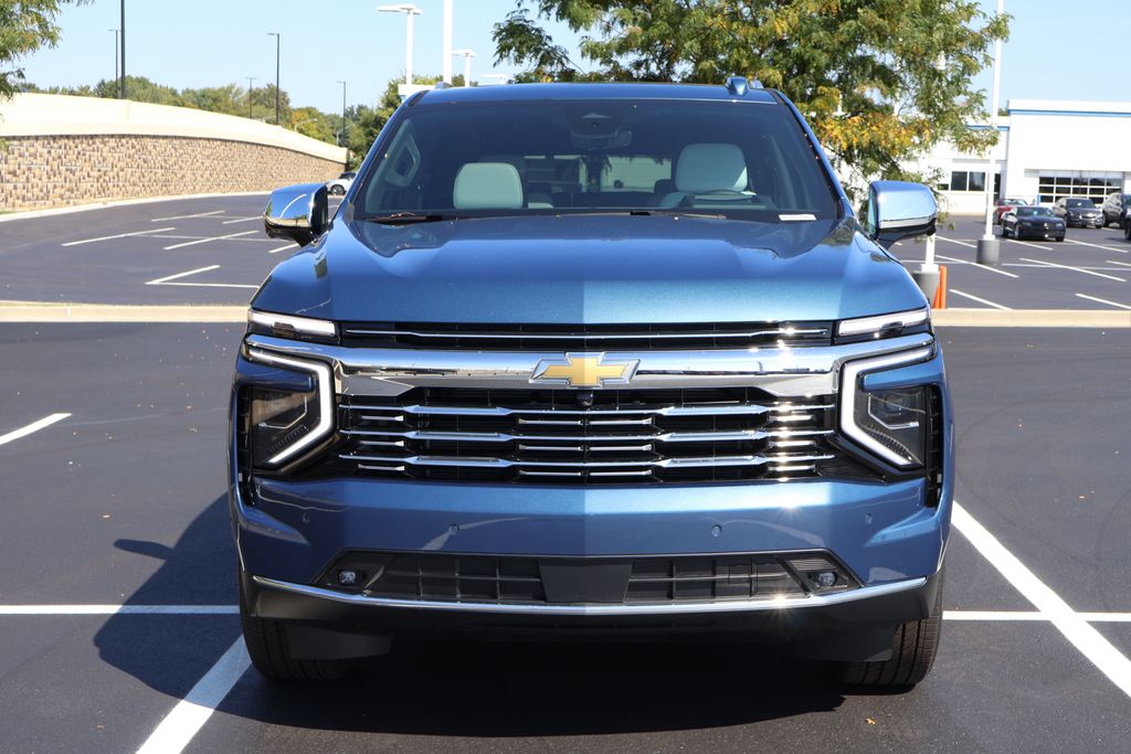 Thumbnail: 2025 Chevrolet Suburban - 2