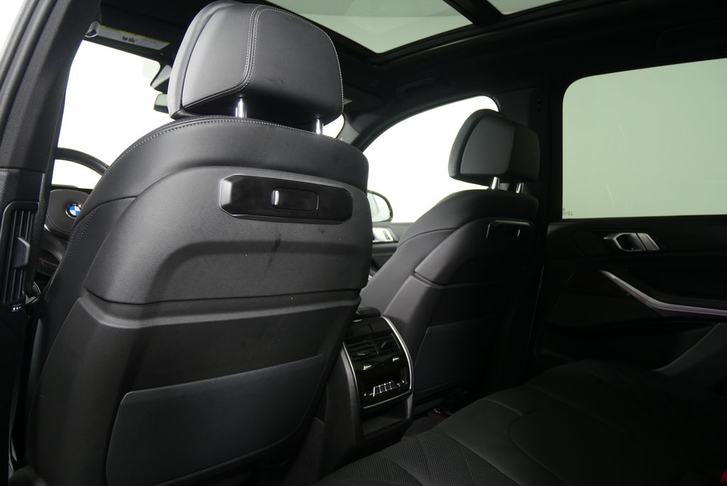 Thumbnail: 2025 BMW X5 - 19