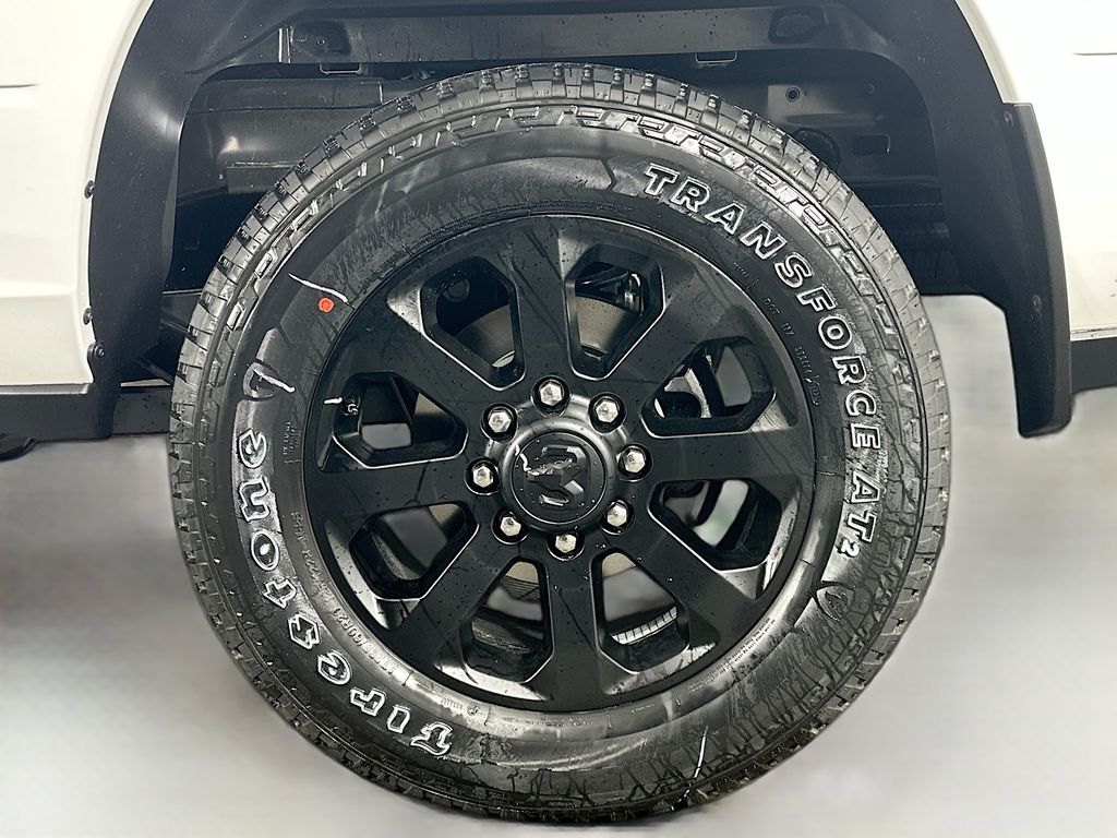 New 2026 White Ram Black Express image 17