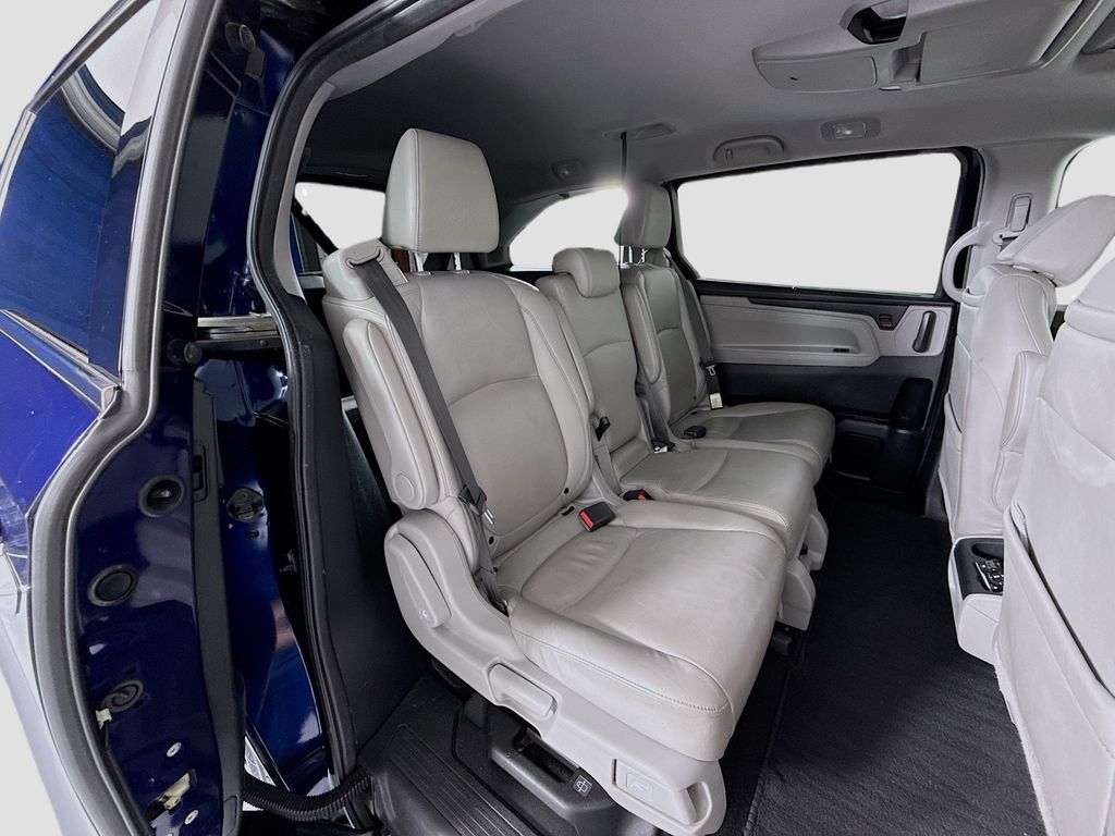 Thumbnail: 2020 Honda Odyssey - 22