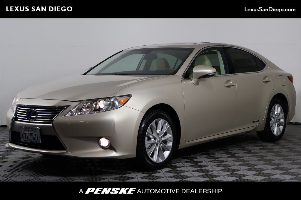 Thumbnail: 2013 Lexus ES - 1
