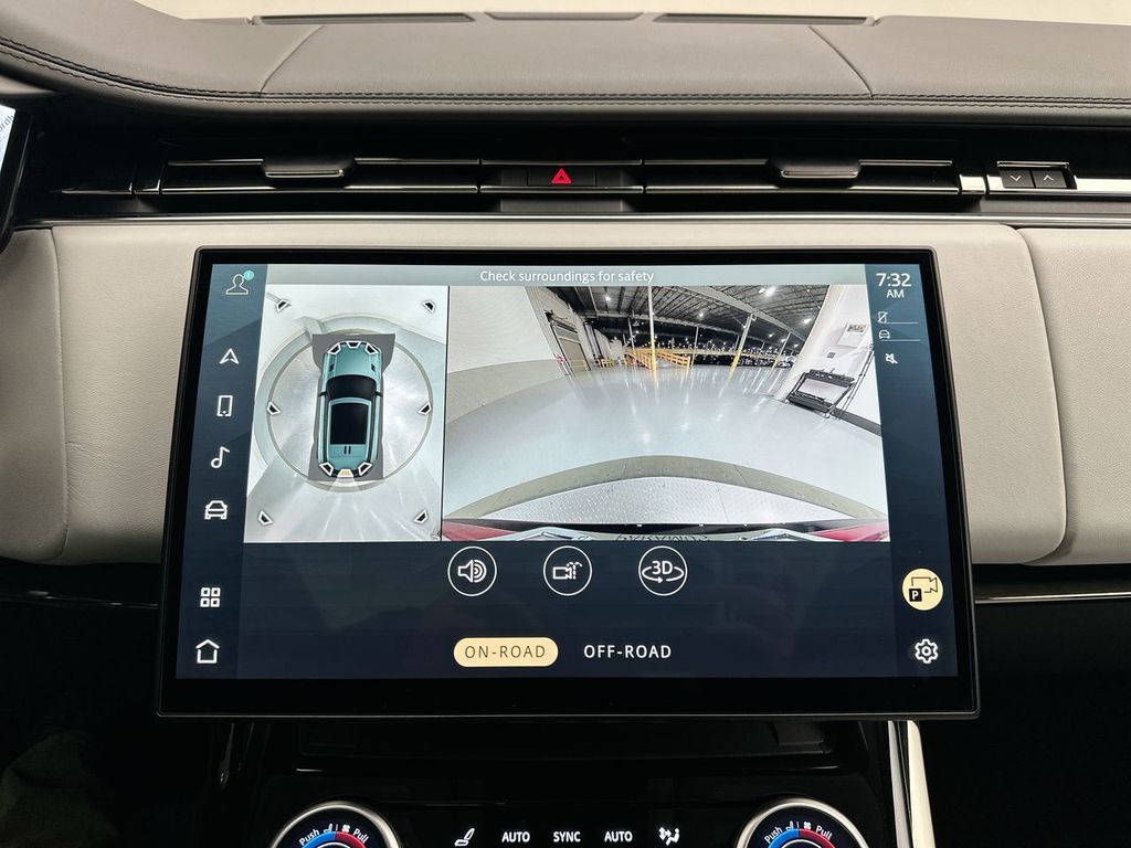 Thumbnail: 2023 Land Rover Range Rover Sport - 24