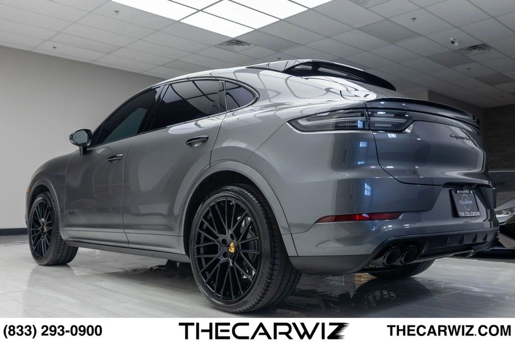 2023 Porsche Cayenne Coup Turbo - Photo 14