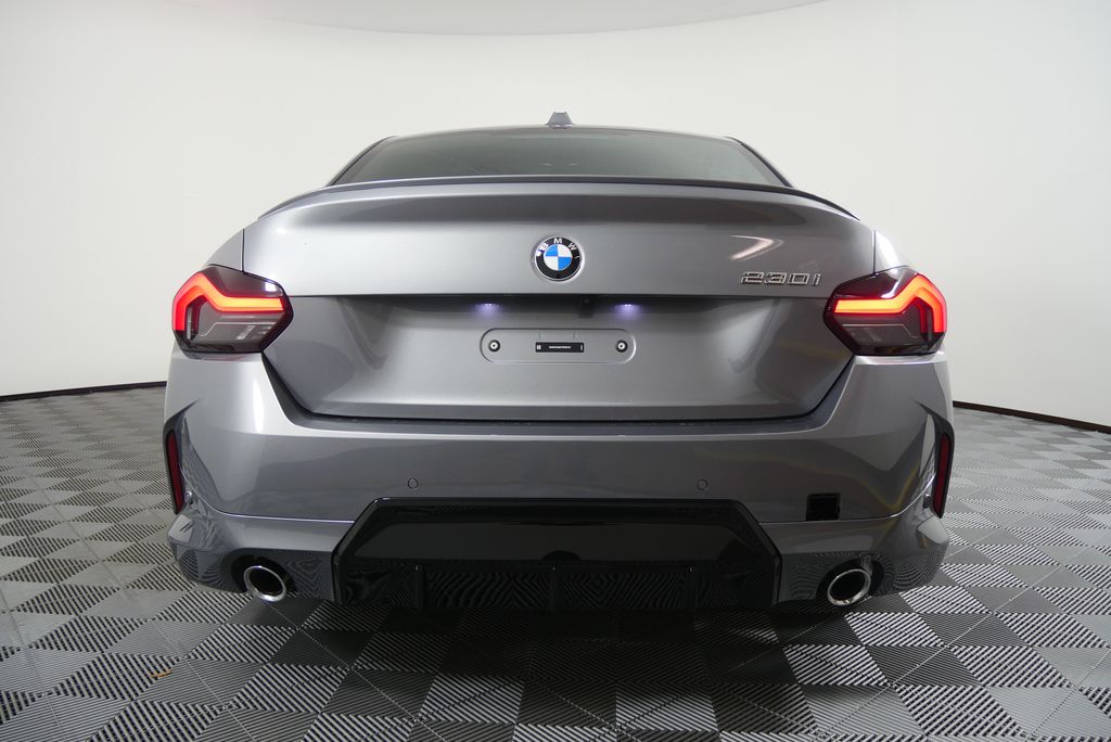 Thumbnail: 2026 BMW 2 Series - 4