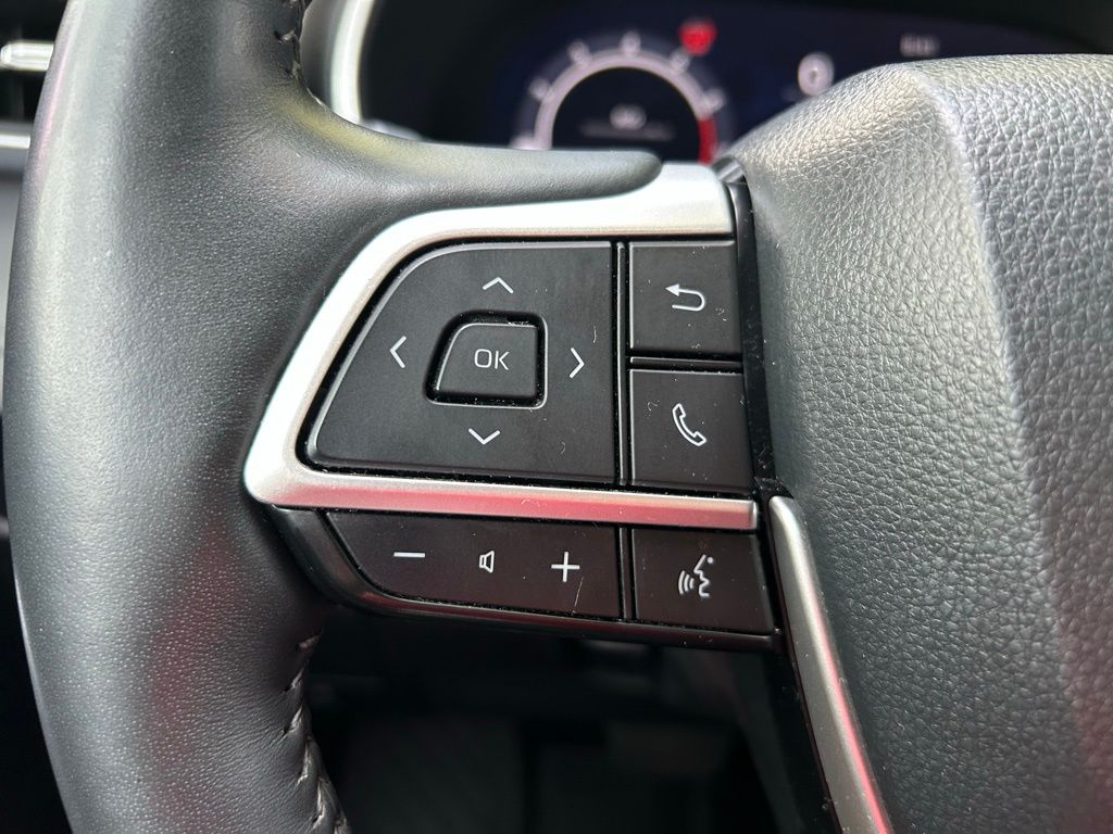 2023 Toyota Highlander Limited 22