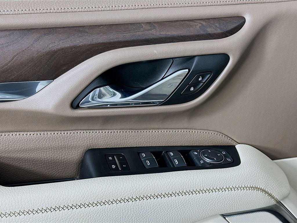 Thumbnail: 2021 GMC Yukon XL - 18