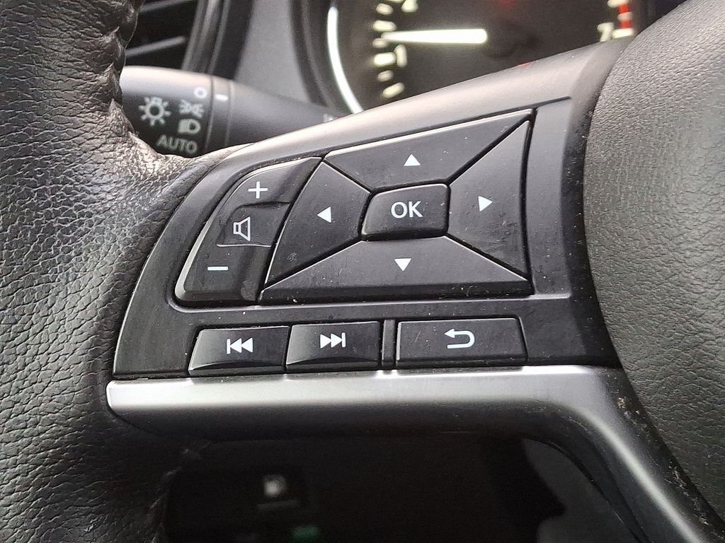 Thumbnail: 2020 Nissan Rogue - 21