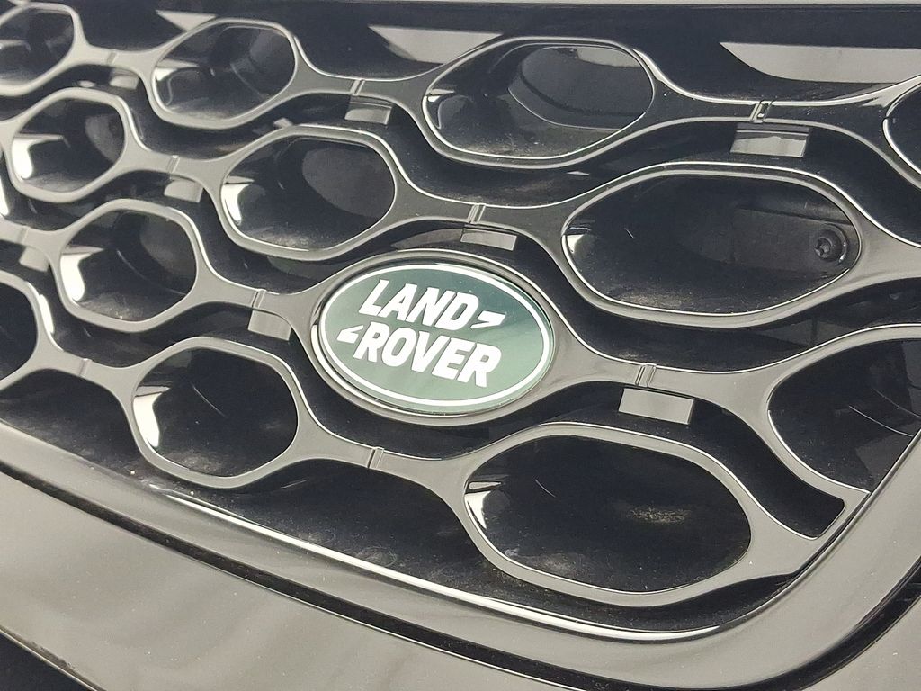 Thumbnail: 2026 Land Rover Discovery Sport - 22