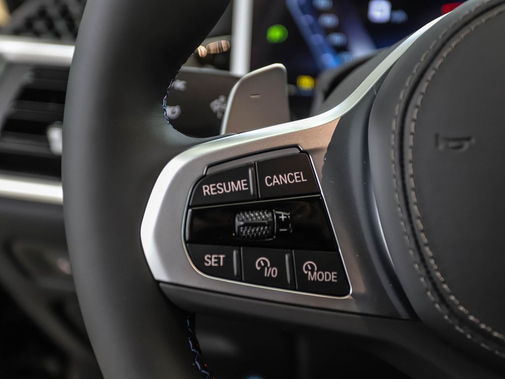 Thumbnail: 2026 BMW X5 - 12