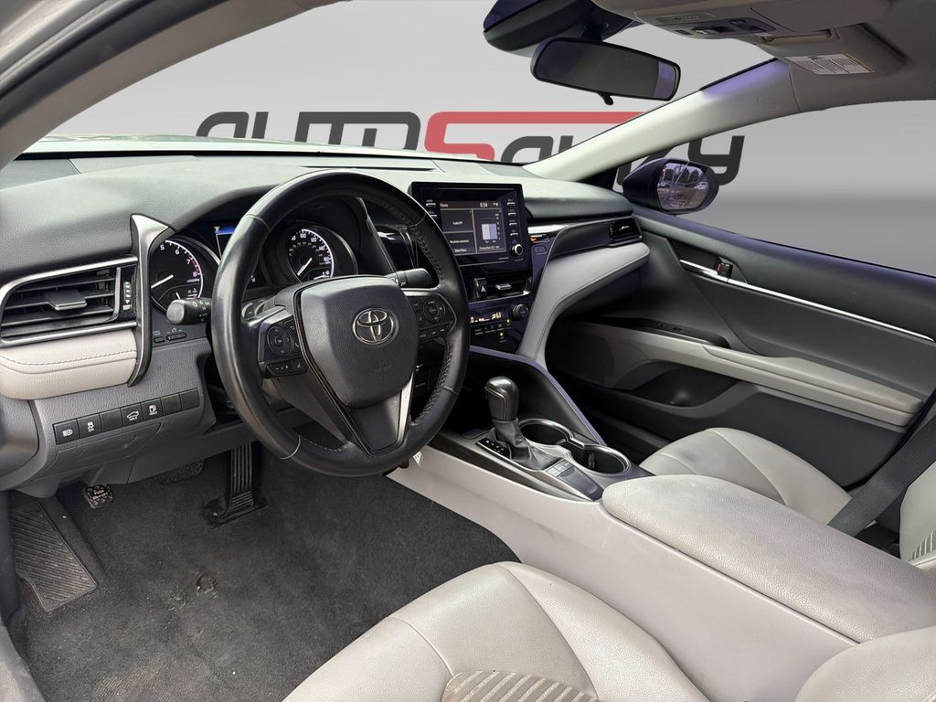 Used 2022 Silver Toyota SE image 10