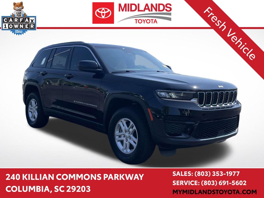 2024 Jeep Grand Cherokee Laredo RWD