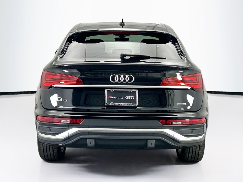 Thumbnail: 2021 Audi Q5 - 6