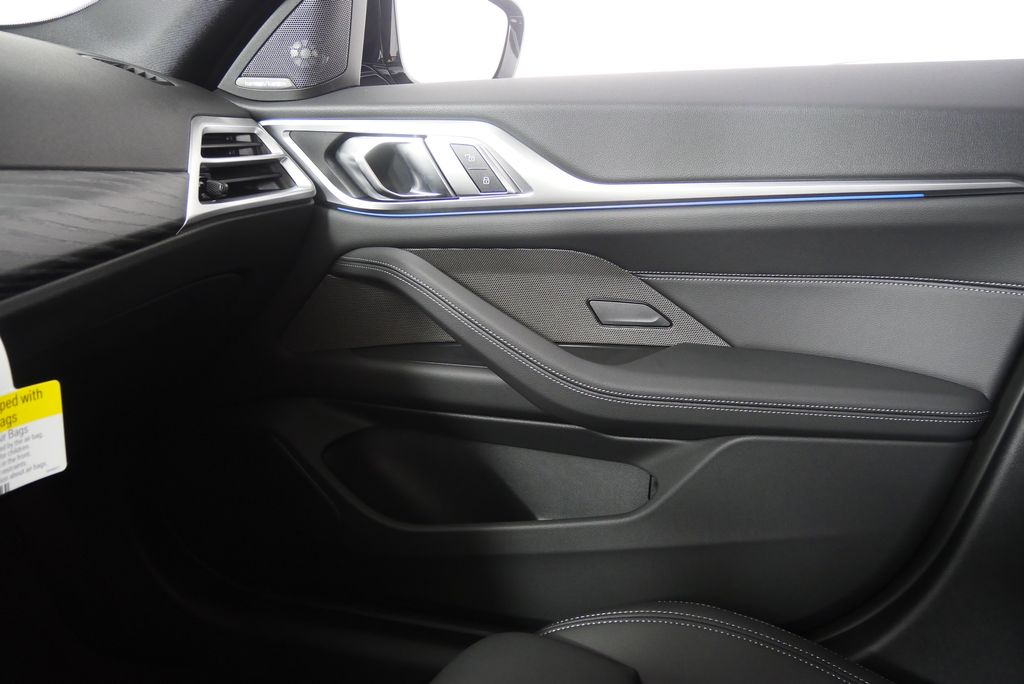 2025 BMW i4 eDrive40 25