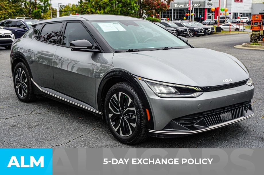 2023 Kia EV6 Wind photo 3