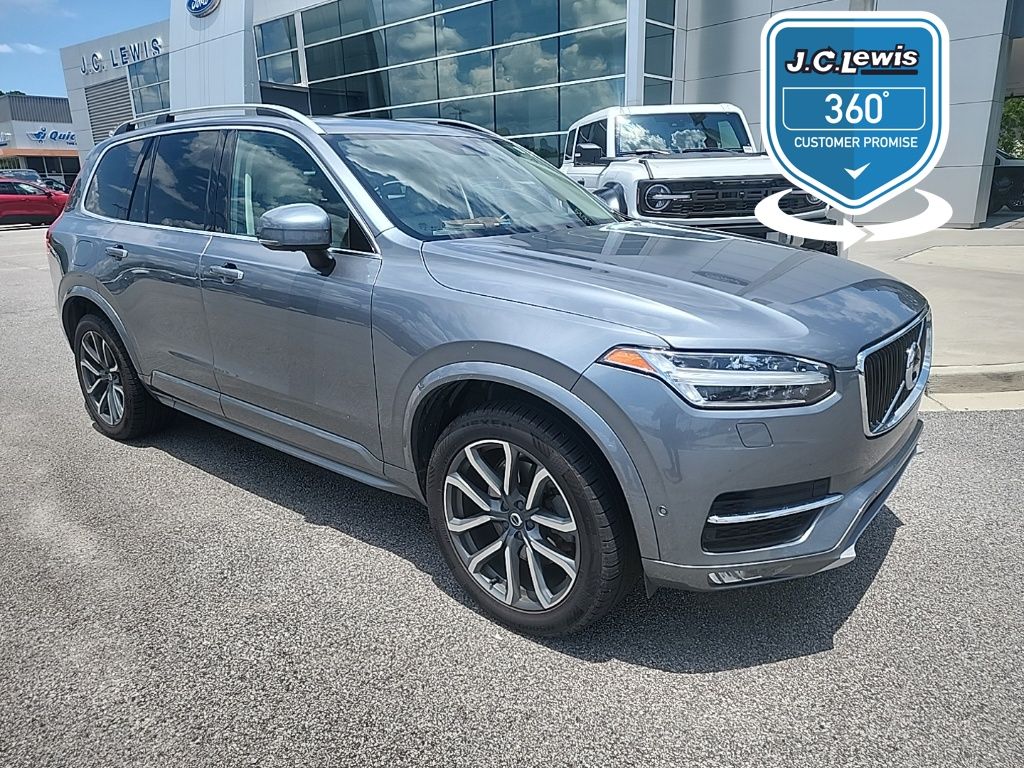 2019 Volvo XC90 T6 Momentum