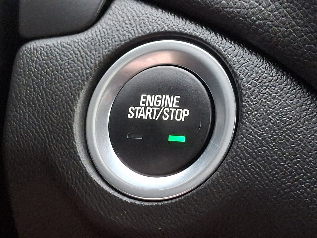 2022 Chevrolet Equinox LT Gray at Klick Lewis Buick Chevrolet
