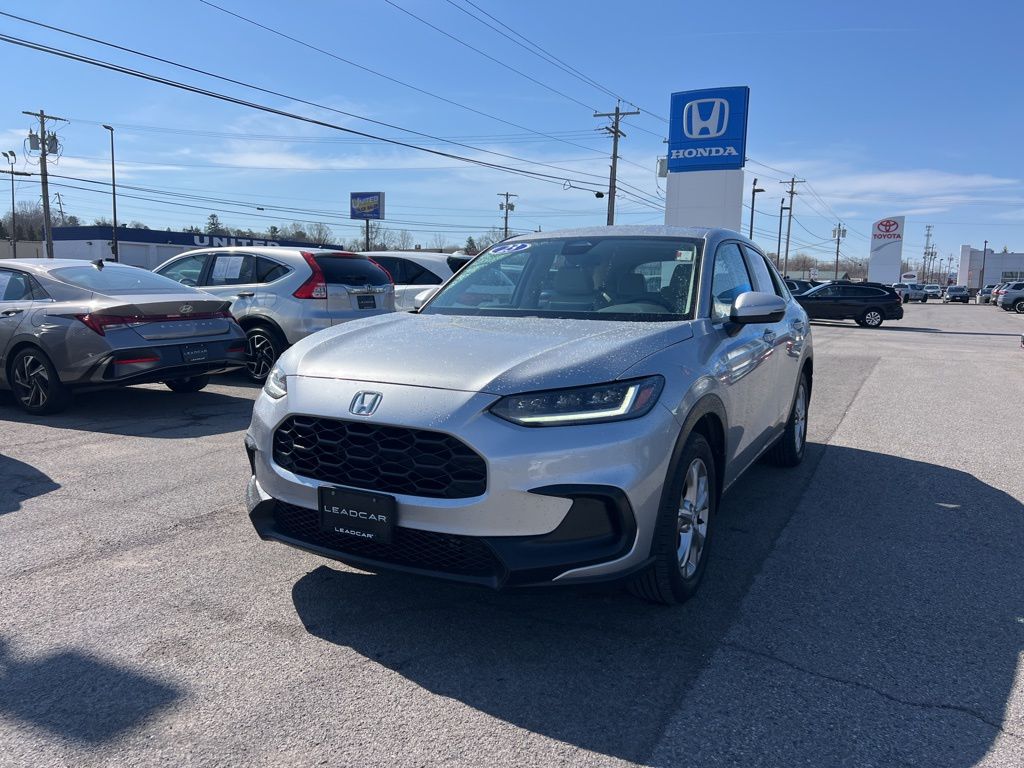Lunar Silver Metallic 2023 Honda HR-V LX AWD SUV / Crossover All-Wheel Drive Continuously Variable Transmission