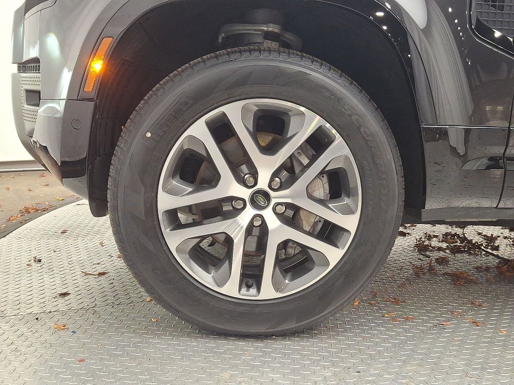 Thumbnail: 2023 Land Rover Defender - 8