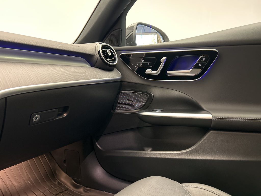 Thumbnail: 2026 Mercedes-Benz C-Class - 20