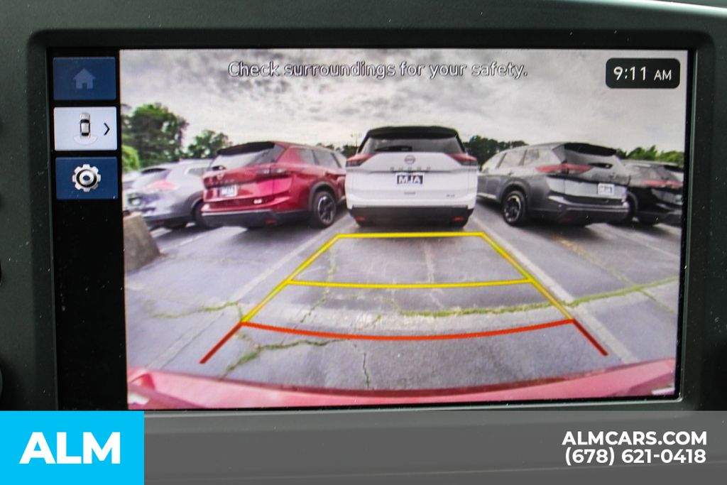Used 2025 Red Hyundai SEL Sport image 29