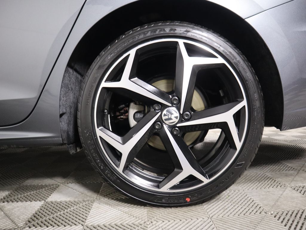 Thumbnail: 2020 Volkswagen Passat - 31