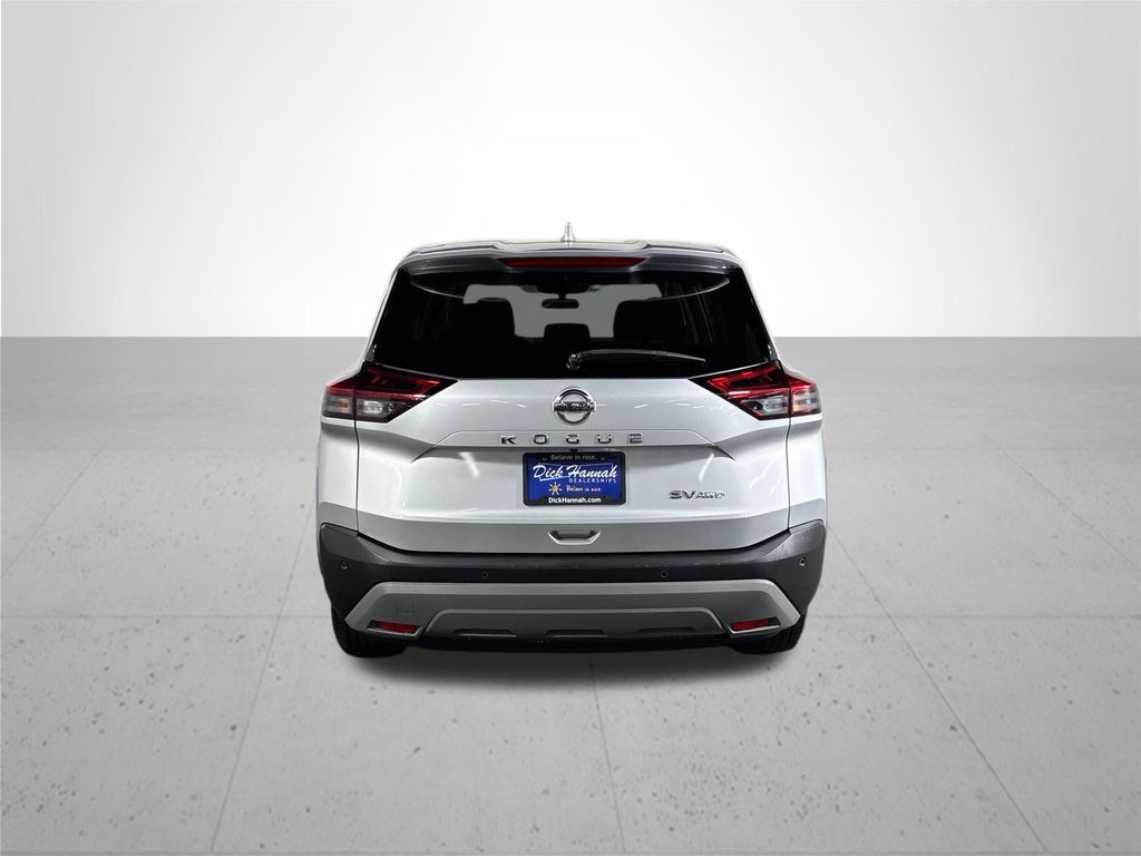 2021 Nissan Rogue SV