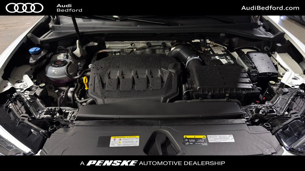 Thumbnail: 2025 Audi Q3 - 9