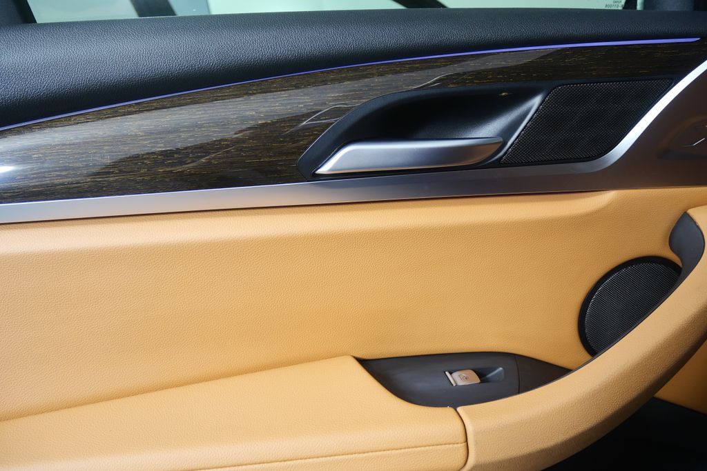 Thumbnail: 2022 BMW X3 - 14