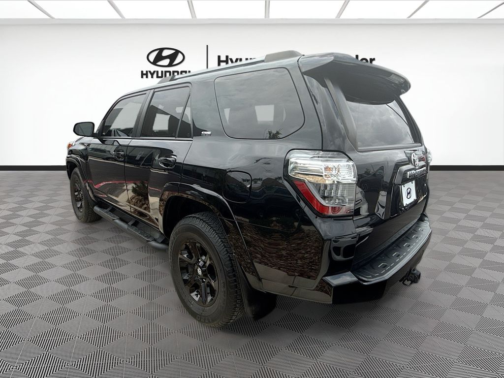 2022 Toyota 4Runner SR5 7