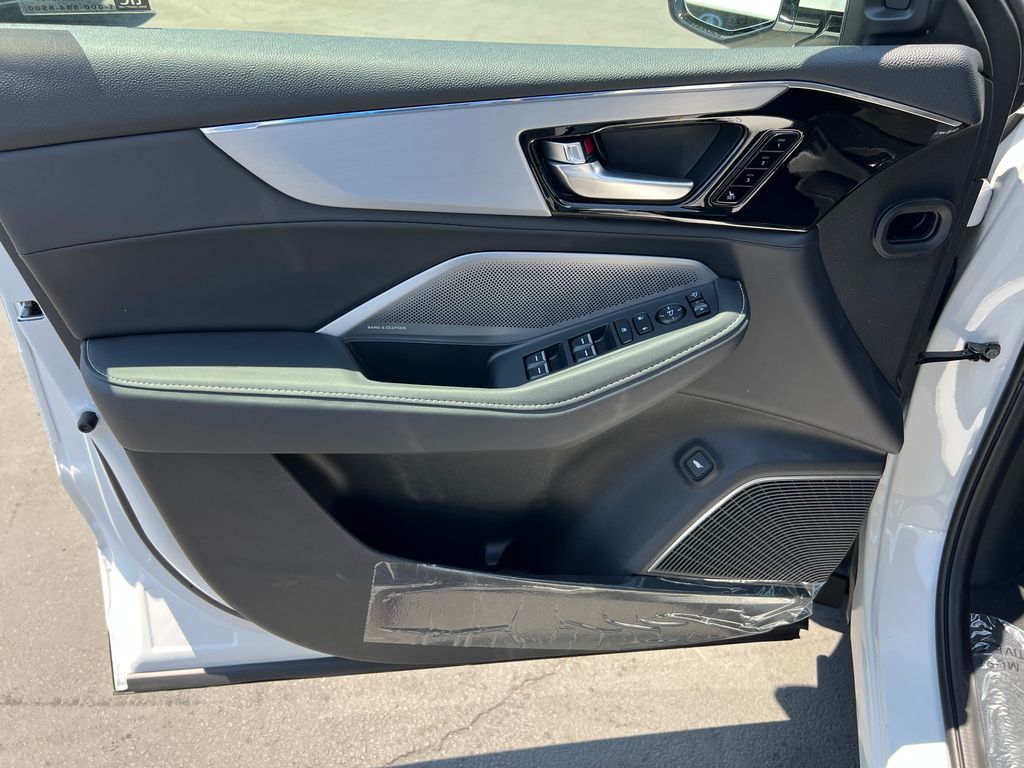 Thumbnail: 2026 Acura MDX - 11