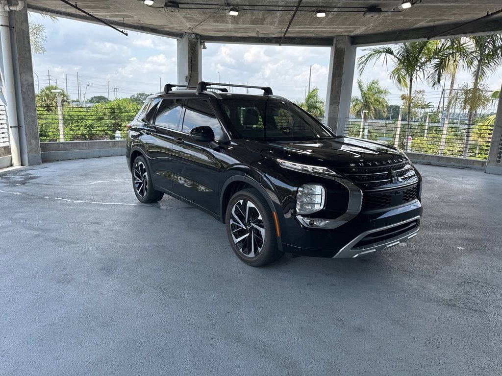 2022 Mitsubishi Outlander SEL
