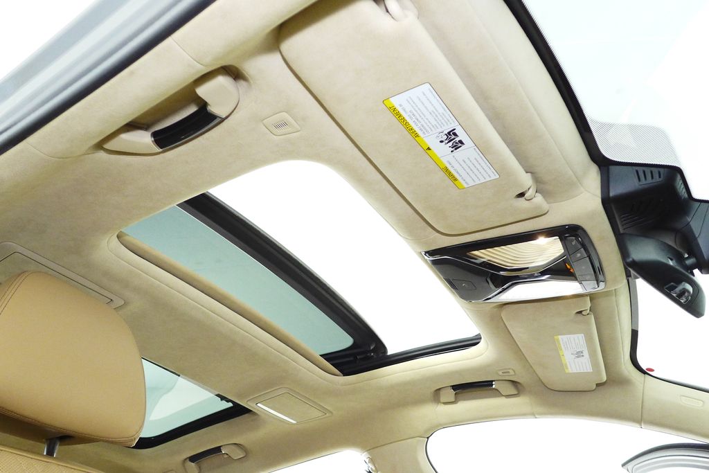 Thumbnail: 2021 BMW 7 Series - 17