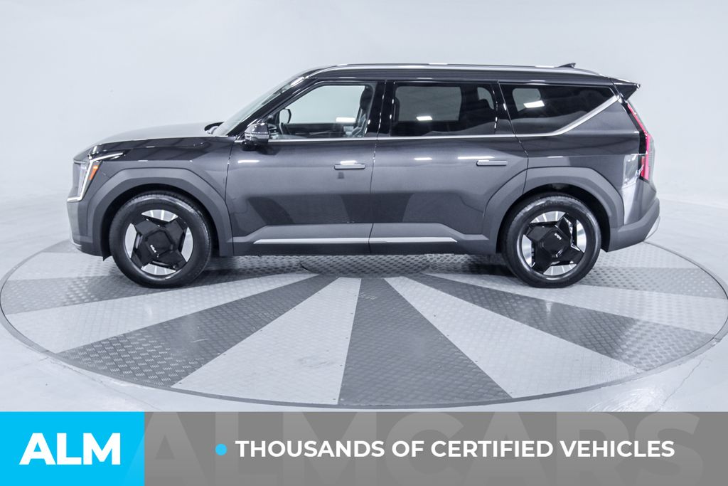 2024 Kia EV9 Wind photo 3