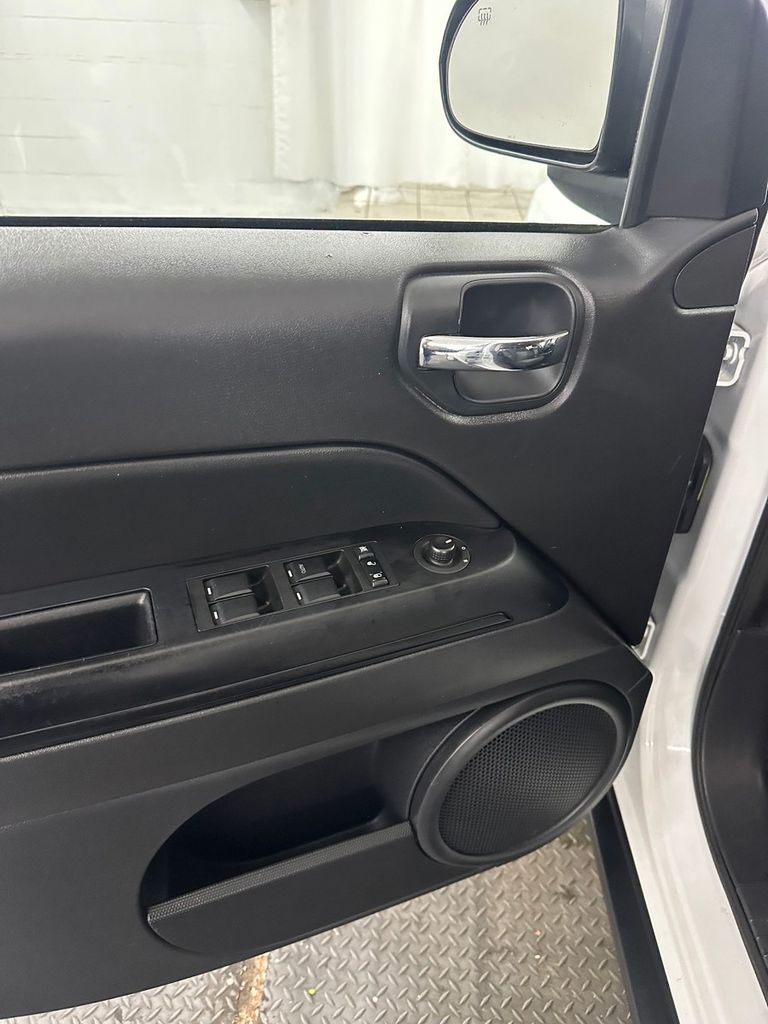 used 2016 Jeep Compass car, priced at $8,985