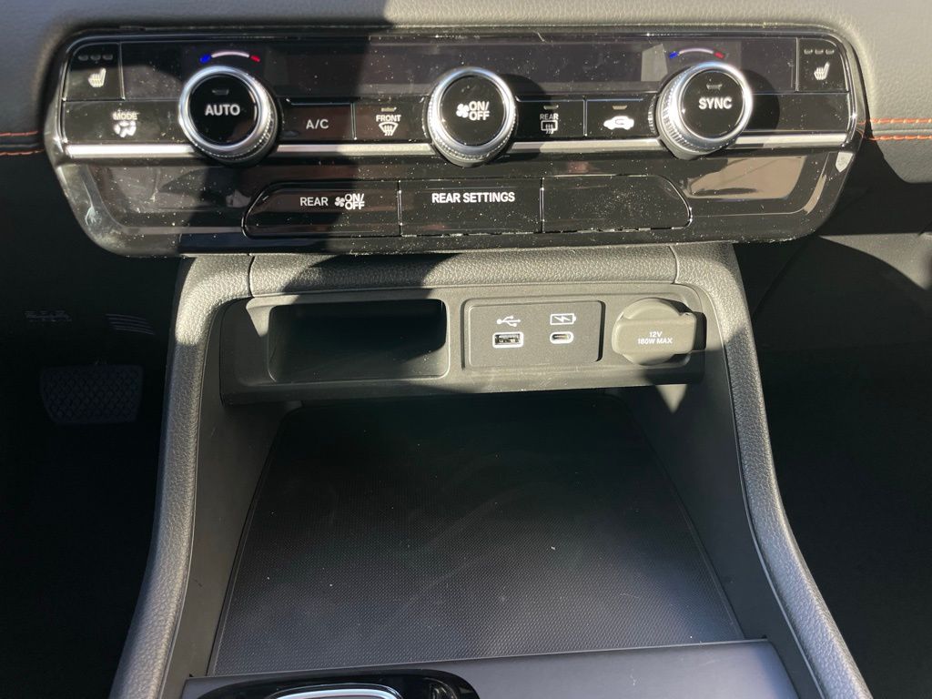 Thumbnail: 2025 Honda Pilot - 19