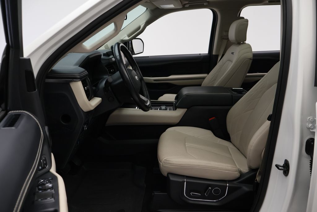 Thumbnail: 2023 Ford Expedition MAX - 14