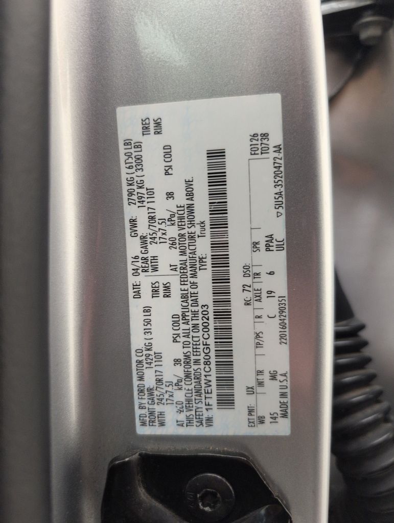 Used 2016 Silver Ford XLT image 39