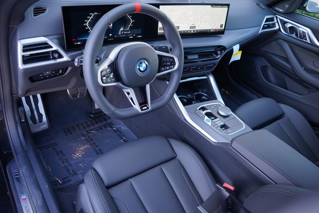 2025 BMW i4 M50 12