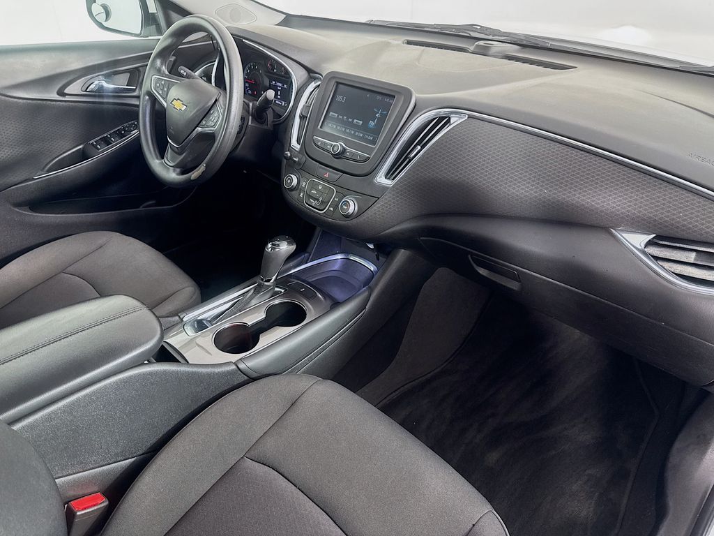 Used Car 2018 Chevrolet Malibu  Lt For Sale Under $12,000 In Austin, Texas