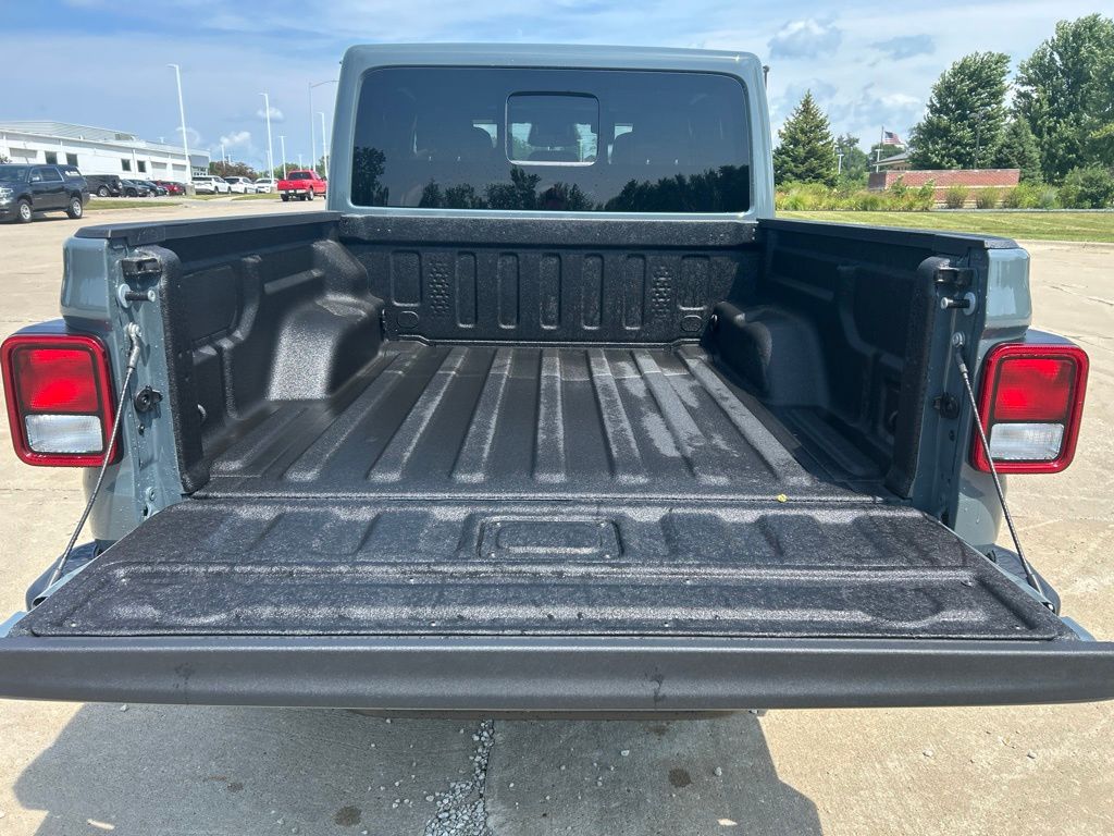 Used 2026 Jeep Gladiator Truck