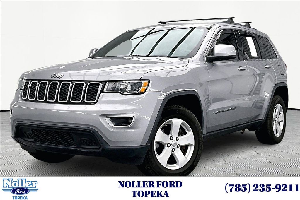 Billet Silver Metallic Clearcoat 2018 Jeep Grand Cherokee Laredo 4WD SUV / Crossover Four-Wheel Drive 8-Speed Automatic
