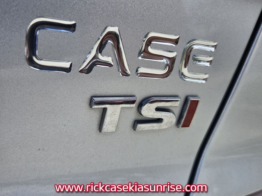 2018 Volkswagen Passat - $11,990