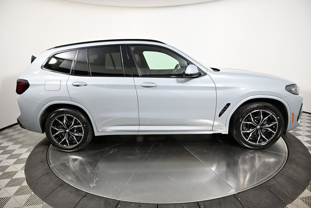 Thumbnail: 2023 BMW X3 - 6