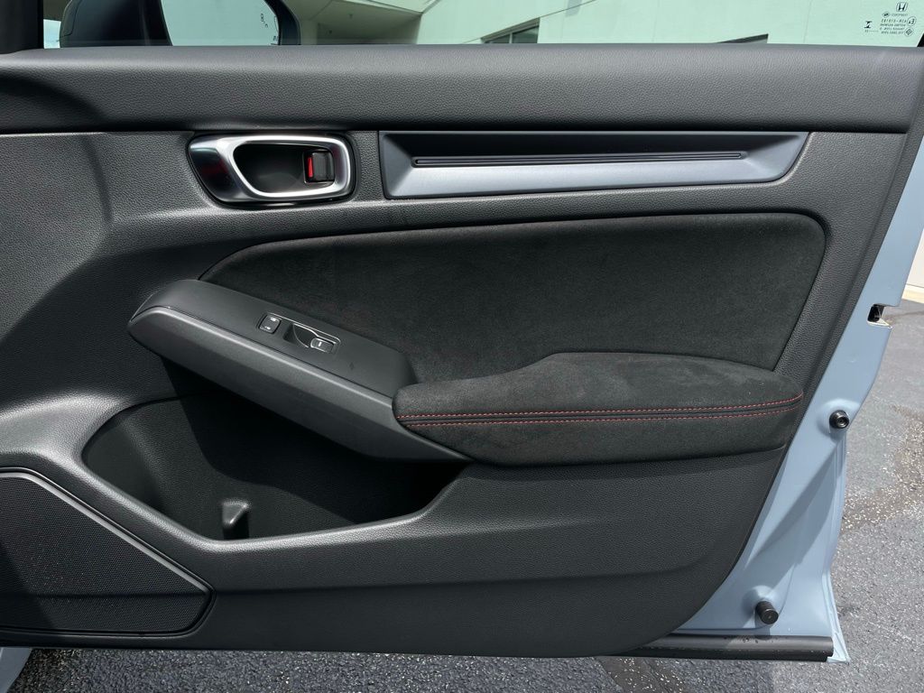 Thumbnail: 2025 Honda Civic - 31