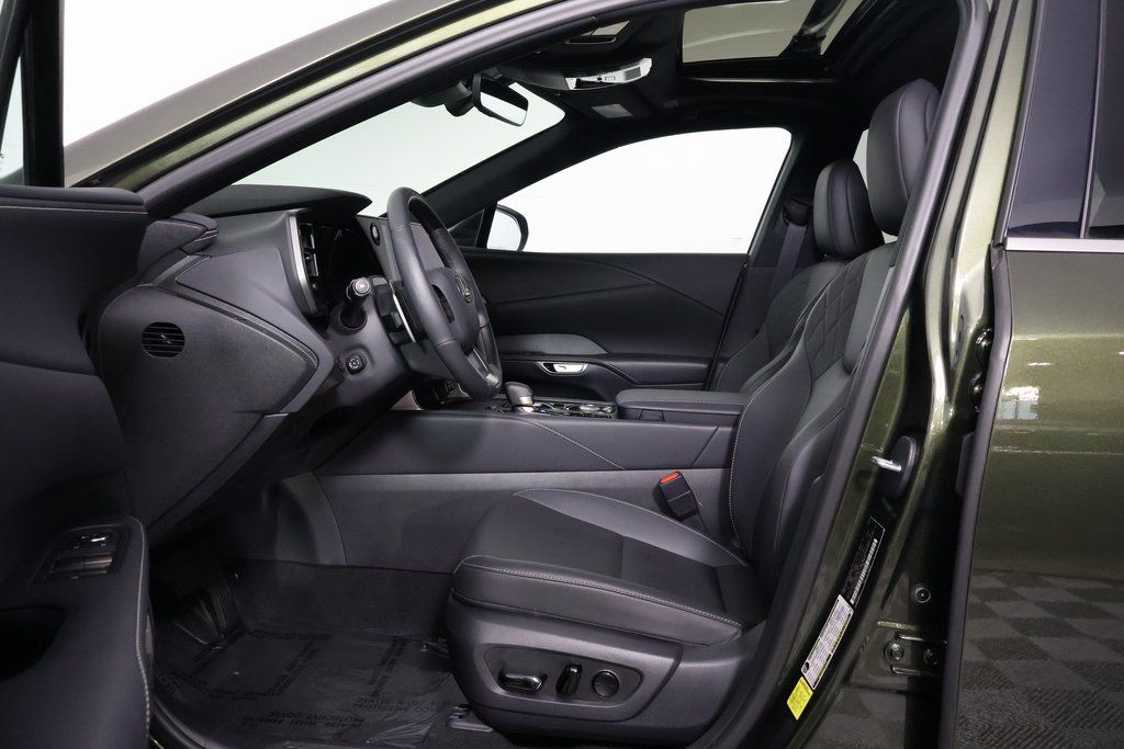 Thumbnail: 2025 Lexus RX - 10