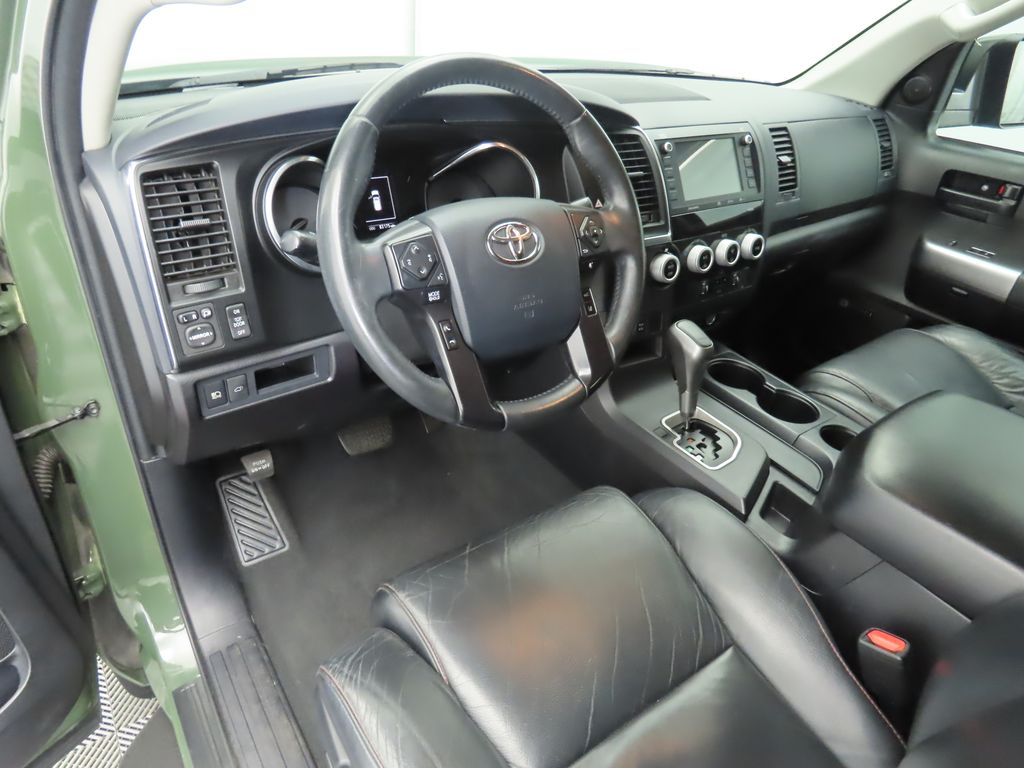 Thumbnail: 2020 Toyota Sequoia - 9