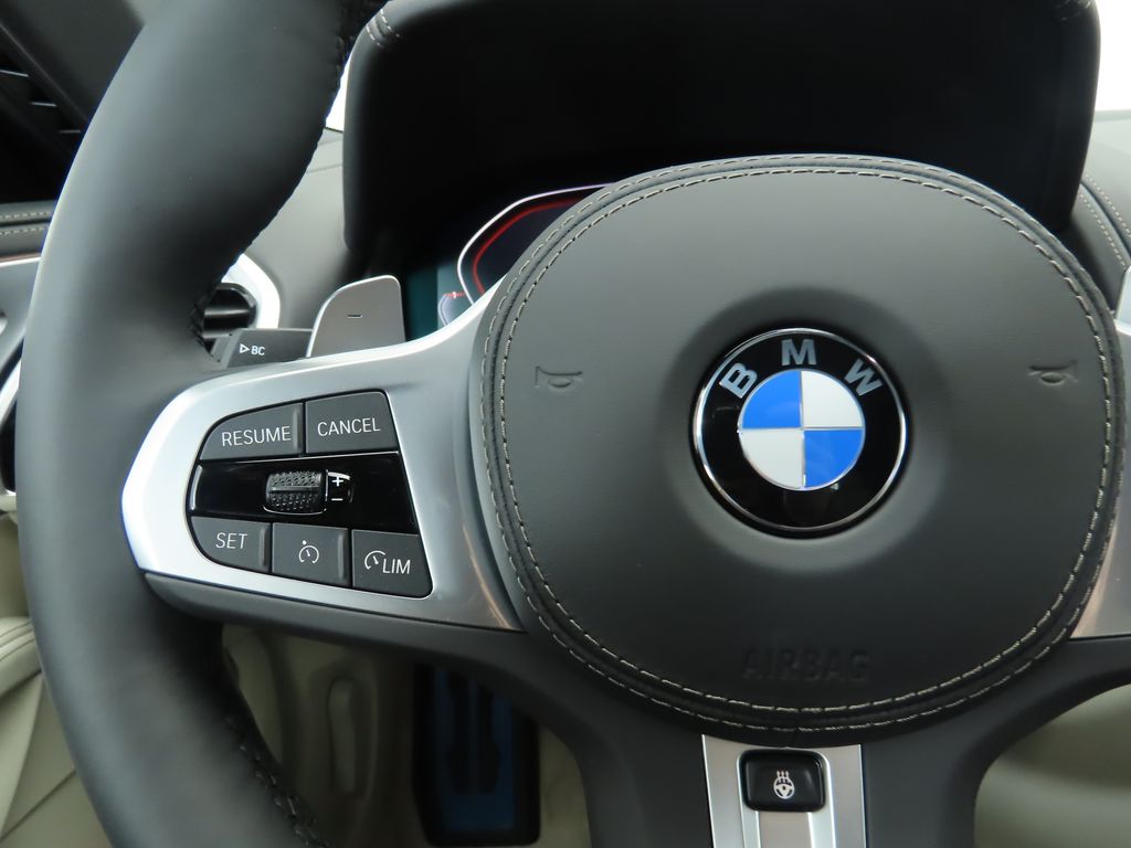 Thumbnail: 2026 BMW 8 Series - 11